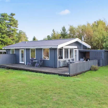 Axeline - 850m From The Sea In Ne Jutland By Interhome Holiday home *